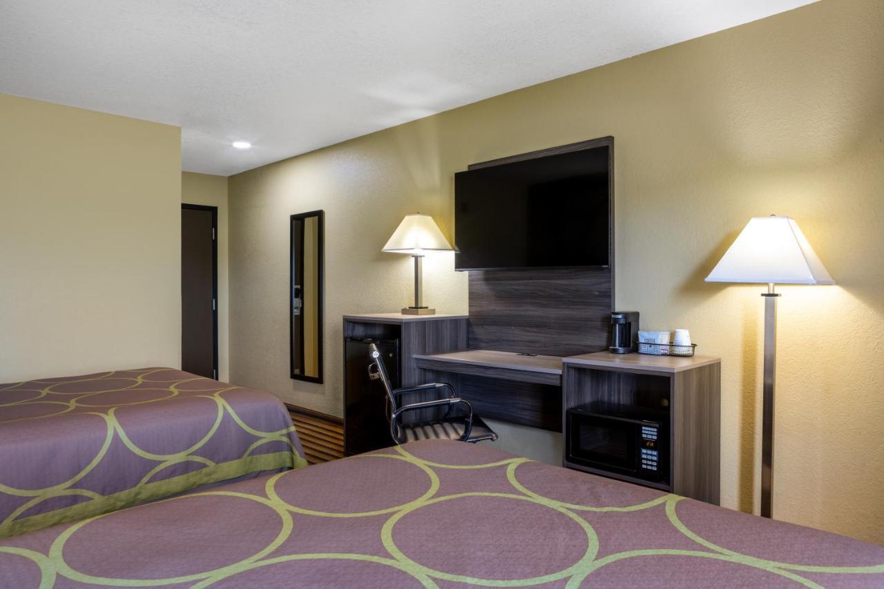 Super 8 By Wyndham Nixa/Springfield Area Hotel Eksteriør billede